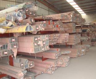 高隔間型材 打造現代辦公空間的理想之選──建材批發供應鏈解析